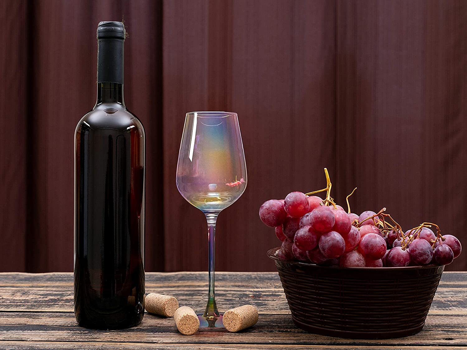 Iridescent Hammered Balloon Wine Glass – Adelina Social Goods